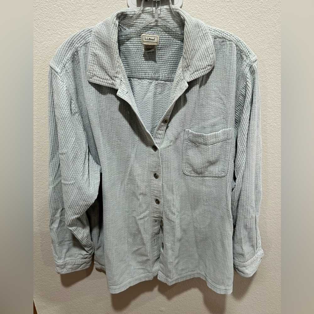 L.L.‎ Bean vintage Women's light blue Corduroy Shirt XL